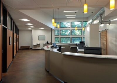 Oakwood Veterinary Hospital reception area